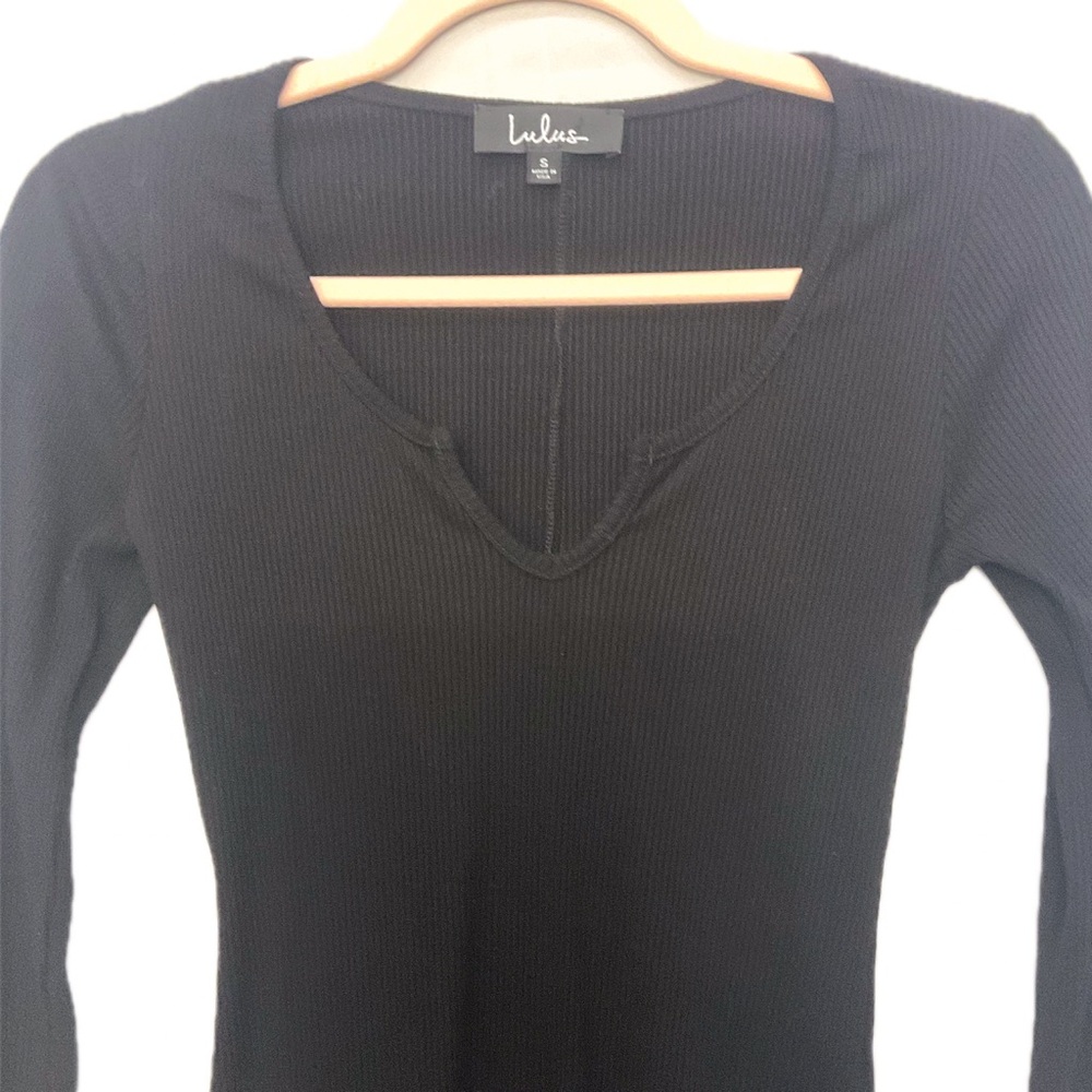 Lulu's Black Long Sleeve Ribbed Body-Con Dress • NWOT • 15"P2P, 31" length - Picture 3 of 4
